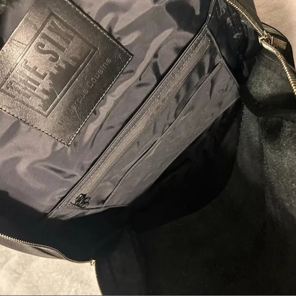 Leather Killspencer in good Condition. Own By basketball player Demarcus Cousins